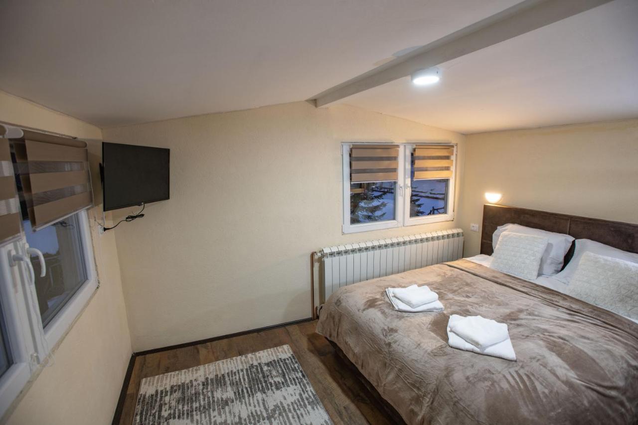 Apartmani Sp Jovanovic Crni Vrh Εξωτερικό φωτογραφία